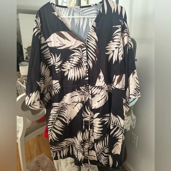 OS - Tropical Beach Coverup - Picture 3 of 3